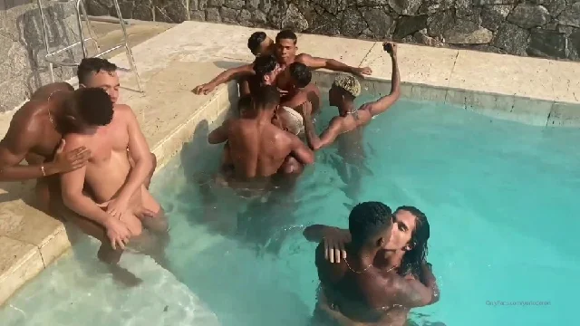 Yuri Oberon Pool Party