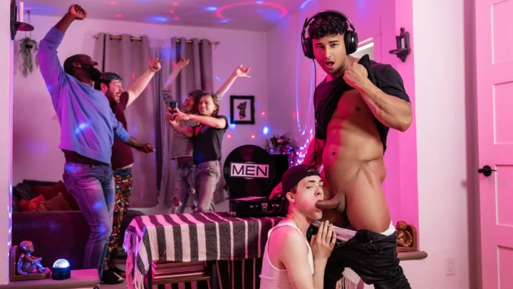 MEN – Kenzo Alvarez & Troye Dean – Blowing The DJ
