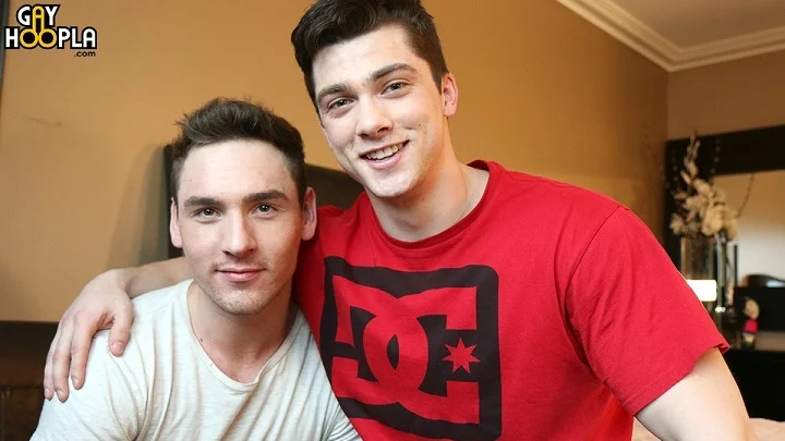 Collin Simpson FIRST Time Gay Sex with Forrest Marks (Bareback)