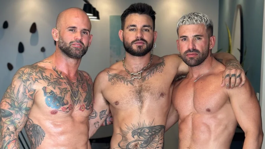 LetThemWatch – HOT 3 WAY!