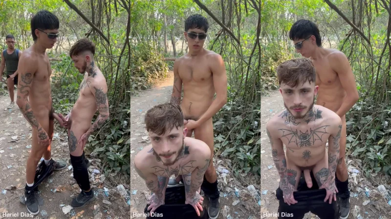 Xred Fucking In A Public Square With A Well-Endowed Man